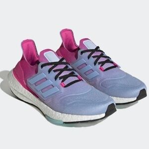 Adidas Ultraboost 22 Running Shoes size 7 Blue Lavender Fuchsia